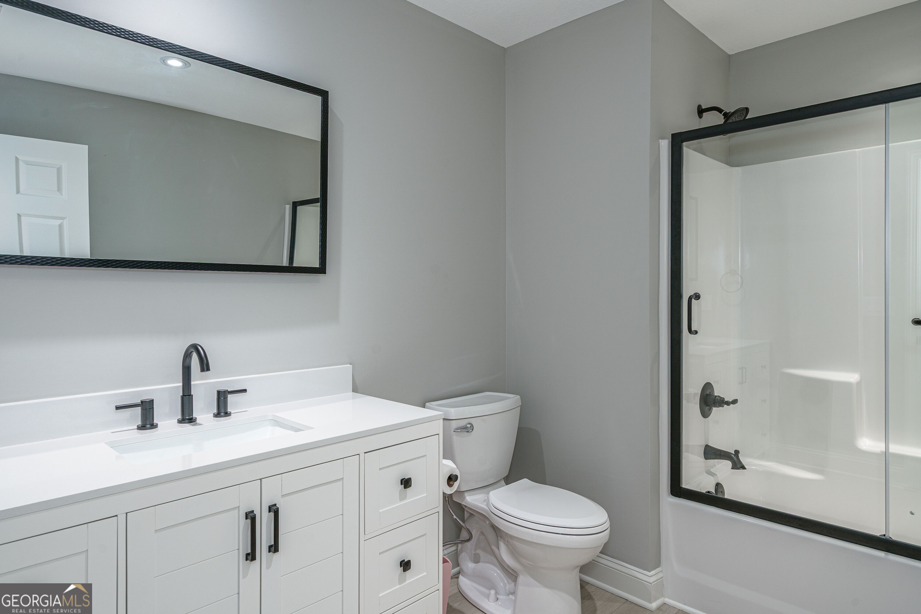 300 Sherwood Forest Drive Property Photo 36