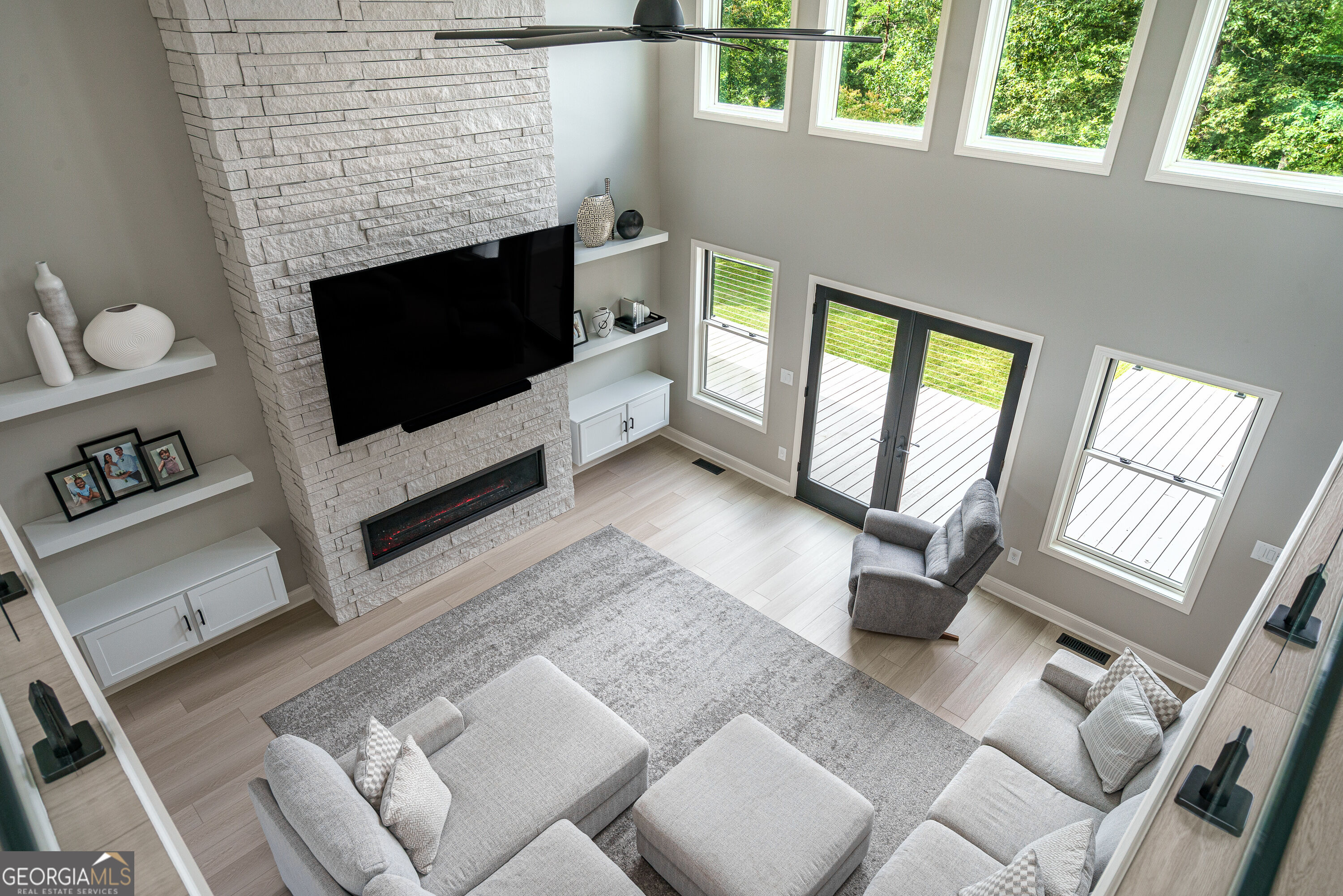 300 Sherwood Forest Drive Property Photo 40
