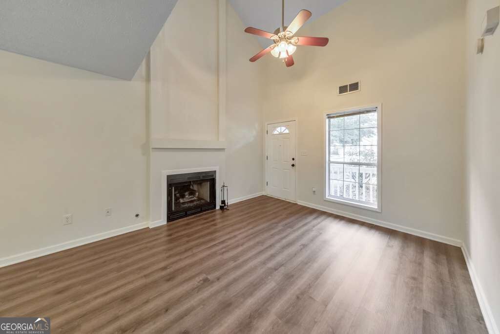 2717 Highland Ridge Nw Property Photo 5