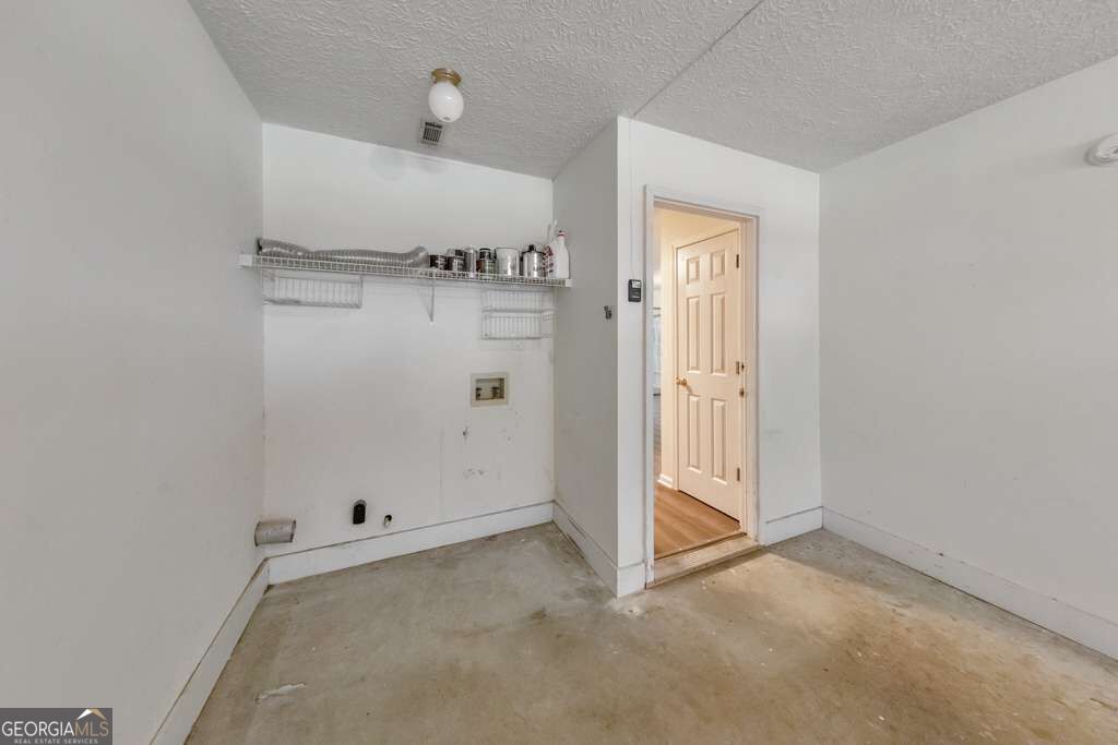 2717 Highland Ridge Nw Property Photo 13