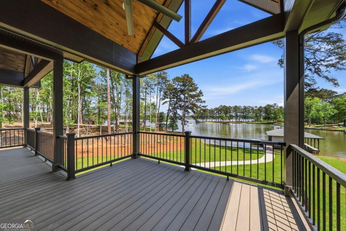 141 Grimes Road Property Photo 35