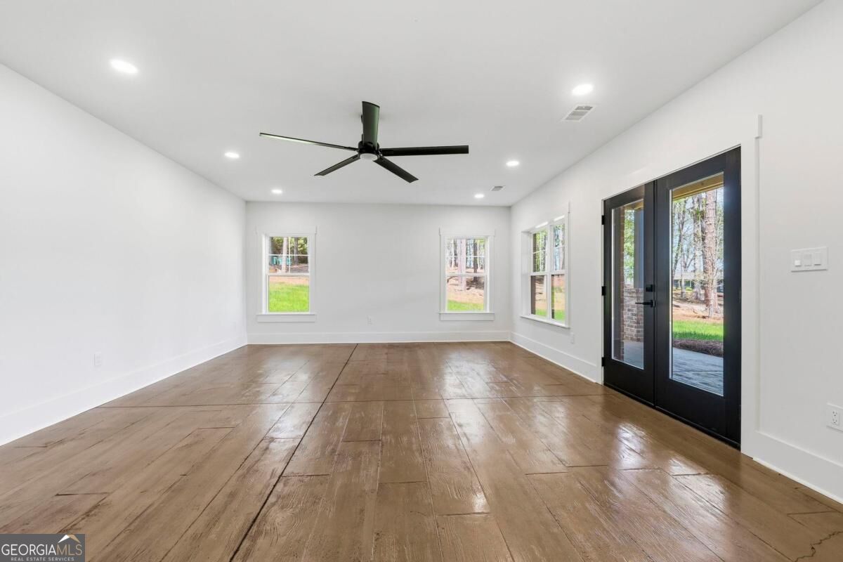 141 Grimes Road Property Photo 38