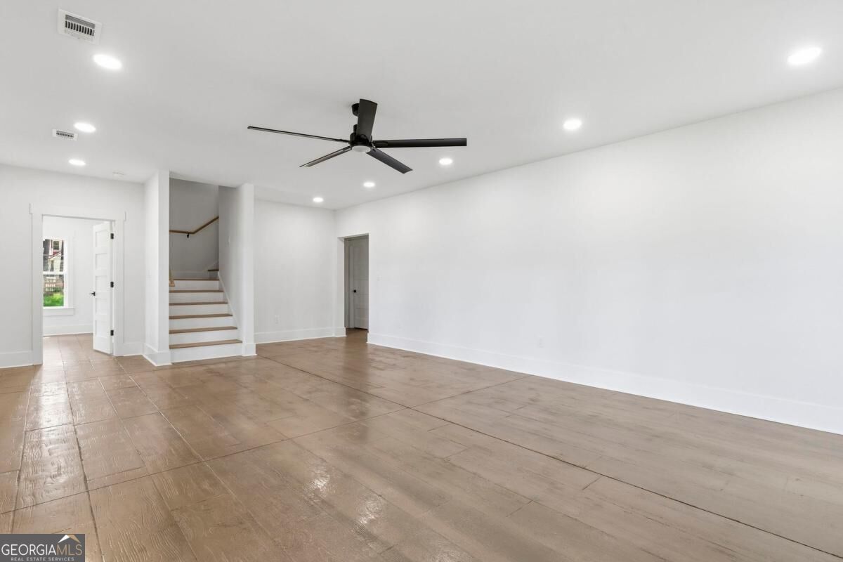 141 Grimes Road Property Photo 42