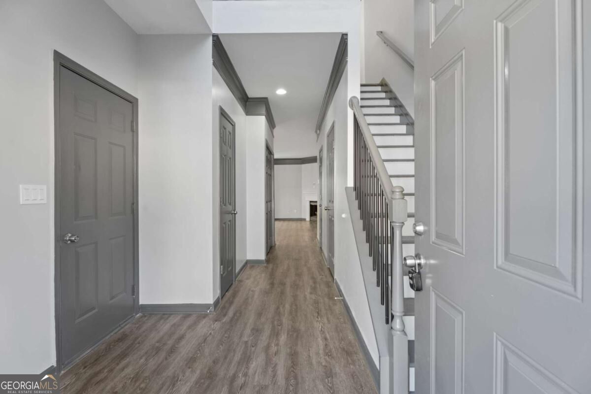 5008 Lower Elm Street Property Photo 4
