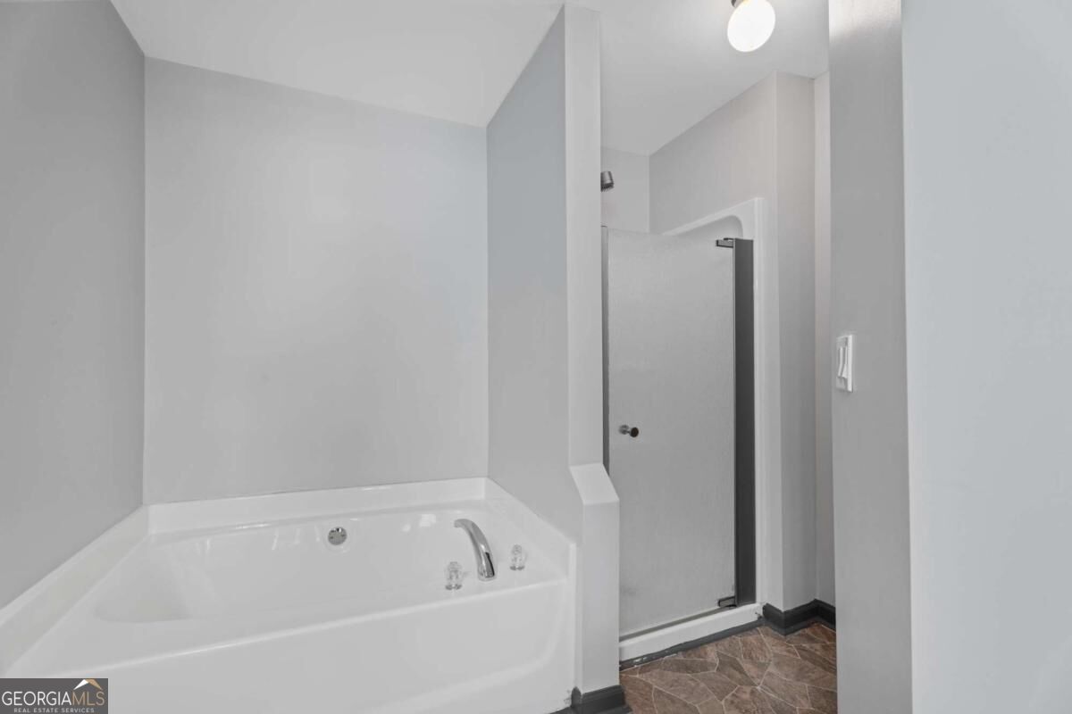 5008 Lower Elm Street Property Photo 24