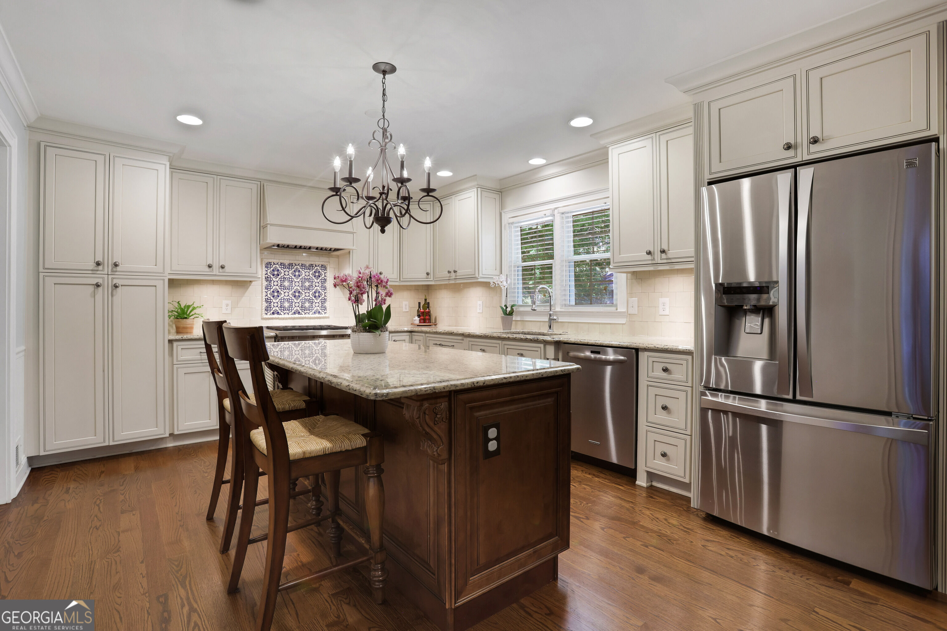 400 Hunters Glen Court Property Photo 4