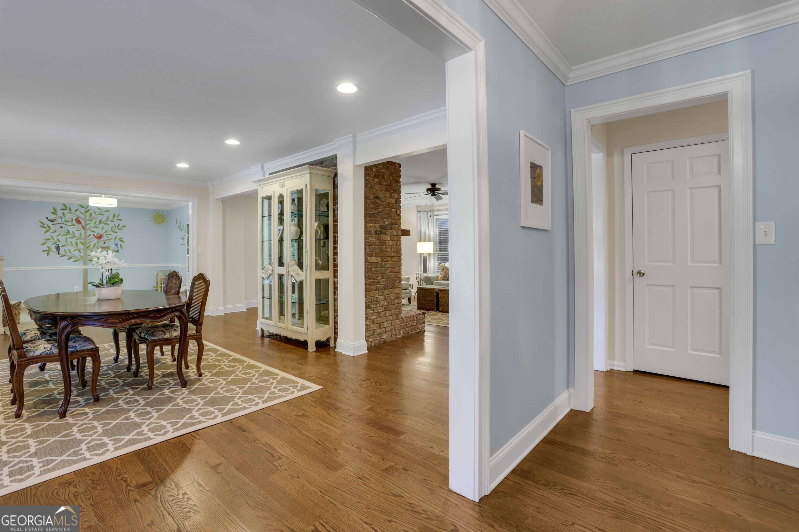 400 Hunters Glen Court Property Photo 12