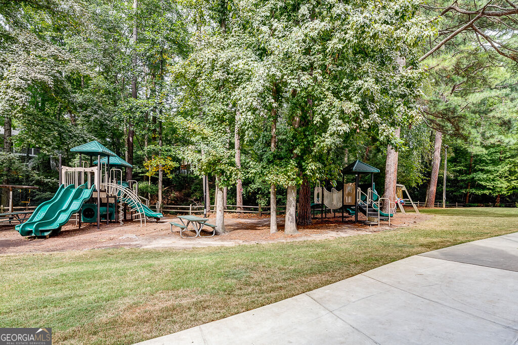400 Hunters Glen Court Property Photo 48