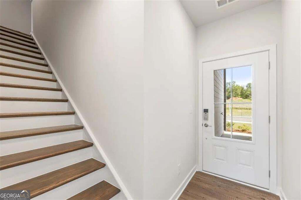 2991 Crystal Springs Point # 144 Property Photo 8
