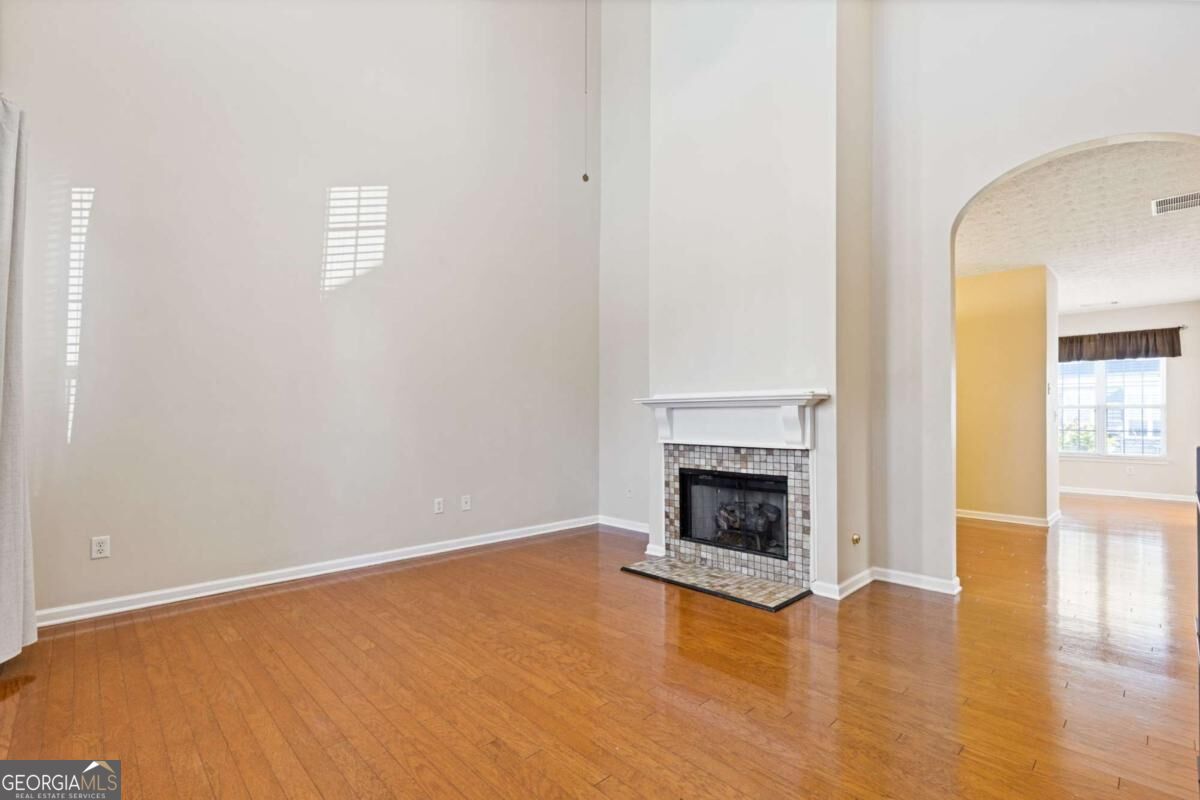 6472 Portside Way Property Photo 3
