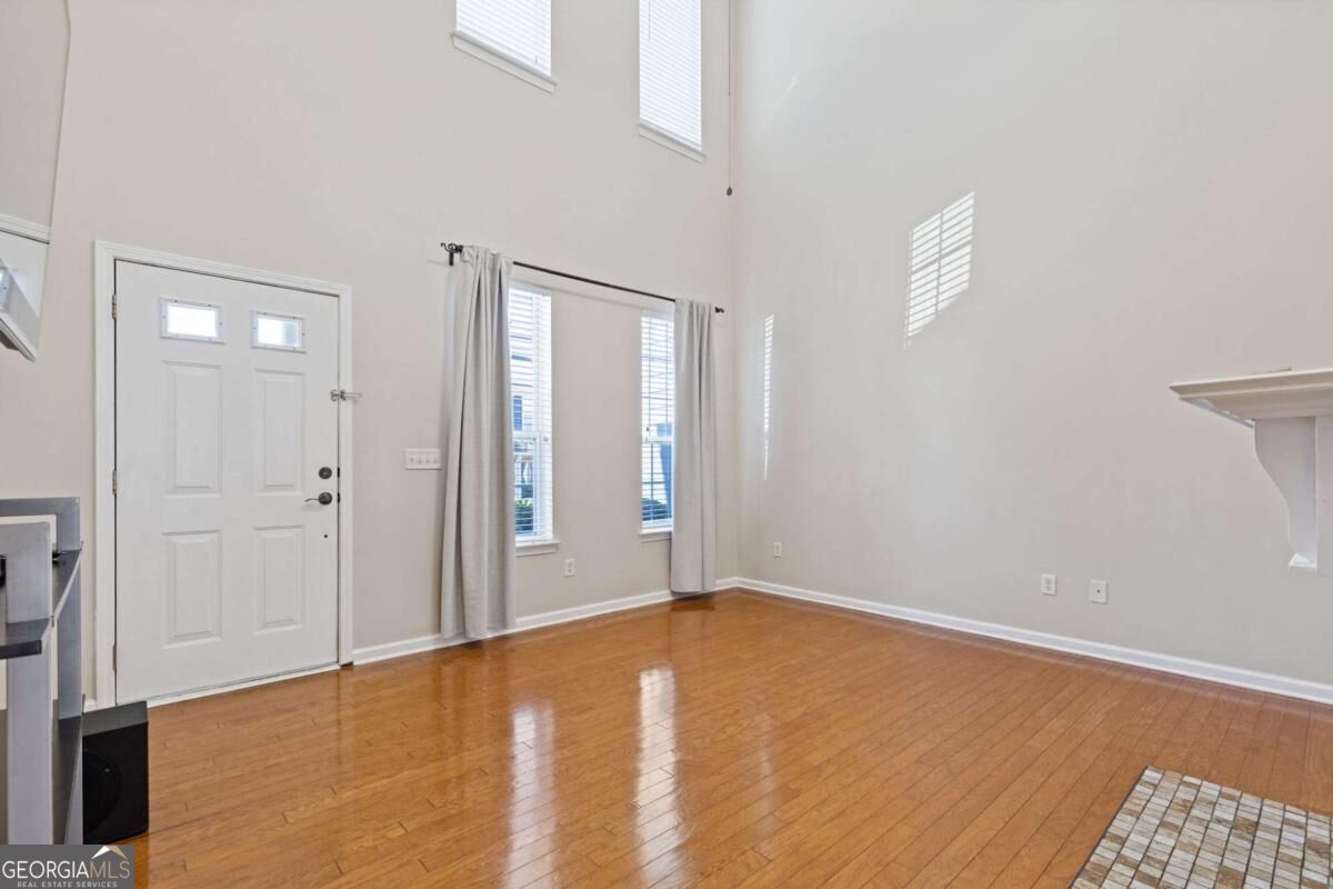 6472 Portside Way Property Photo 4