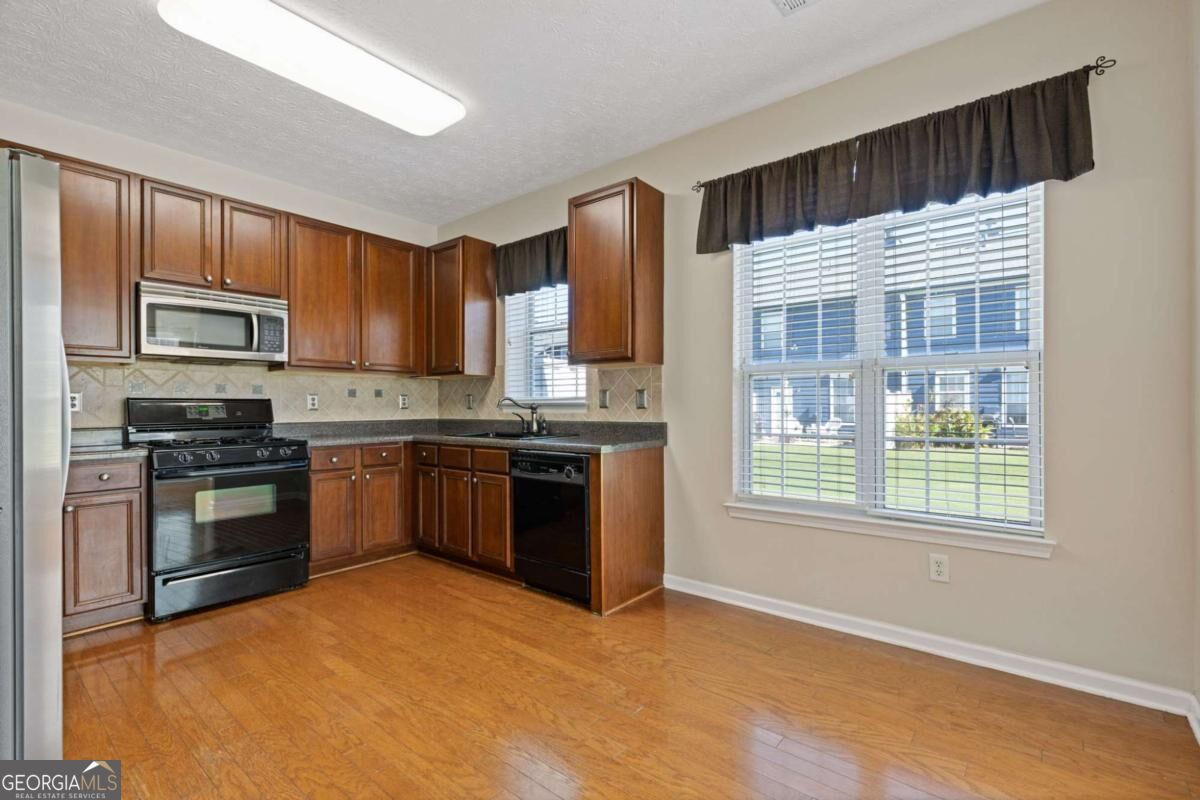 6472 Portside Way Property Photo 7