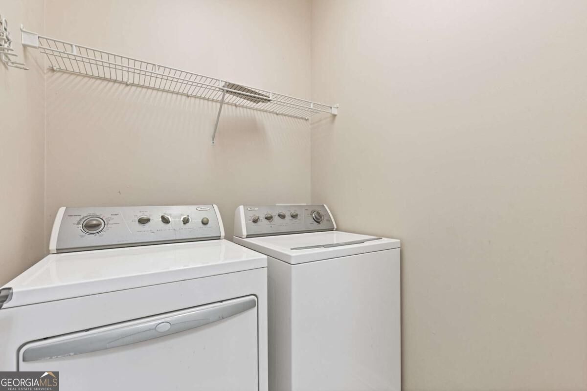 6472 Portside Way Property Photo 13
