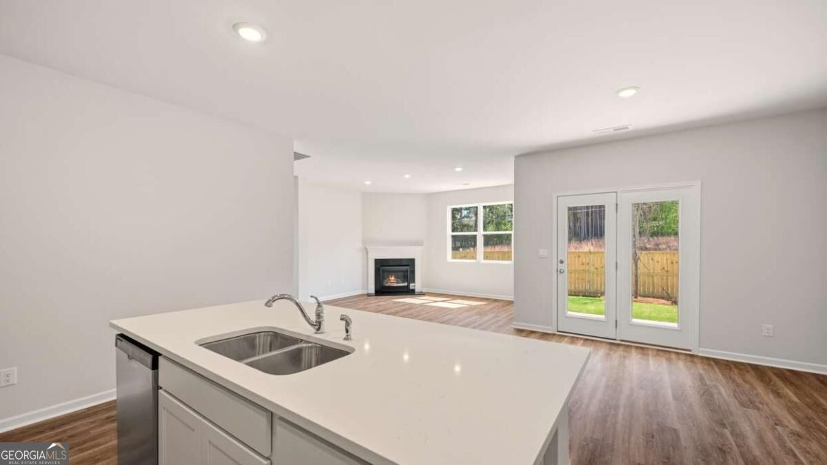 138 White Spruce Way Property Photo 13