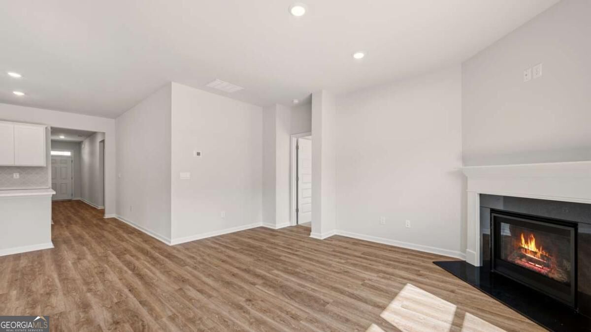 138 White Spruce Way Property Photo 14