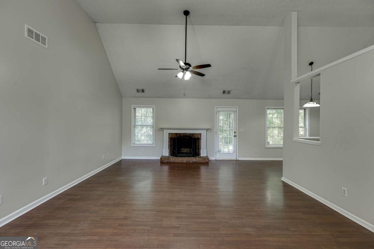 5387 Fawn Ivey Lane Property Photo 5