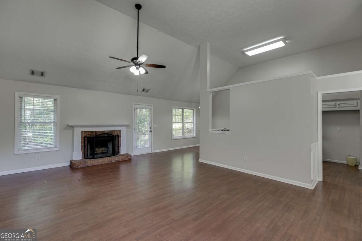 5387 Fawn Ivey Lane Property Photo 6