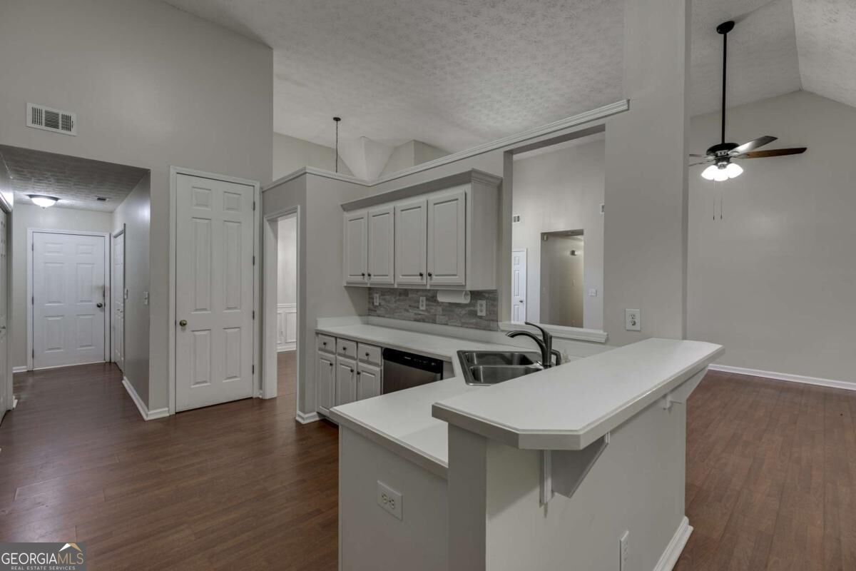 5387 Fawn Ivey Lane Property Photo 13