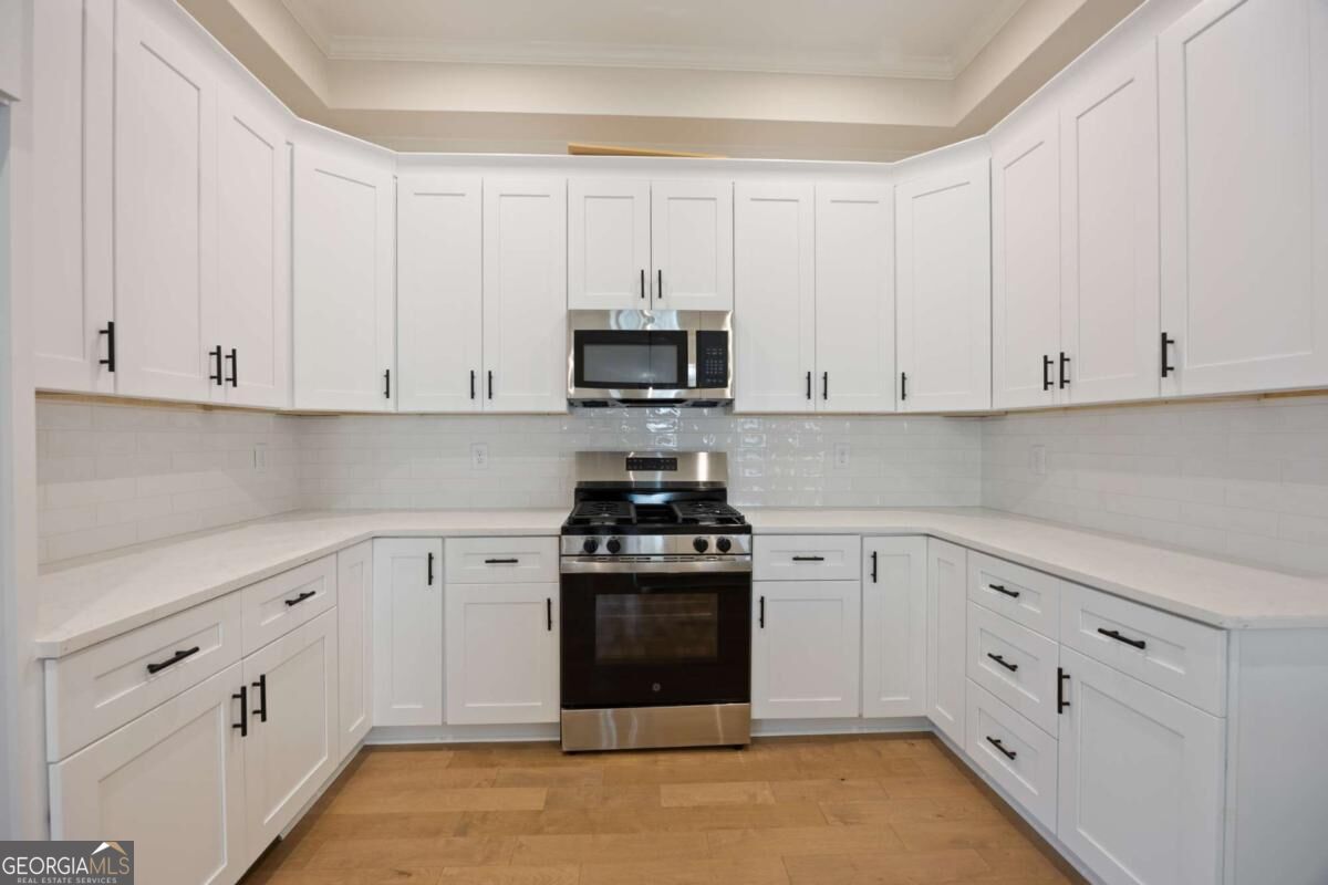 360 Ansley Property Photo 3