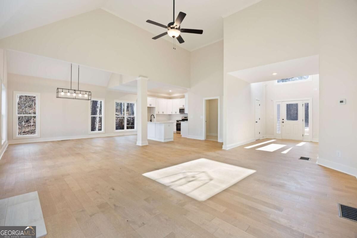 360 Ansley Property Photo 10
