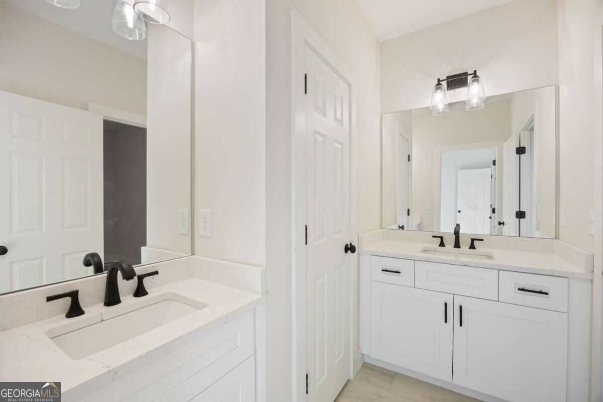 360 Ansley Property Photo 17
