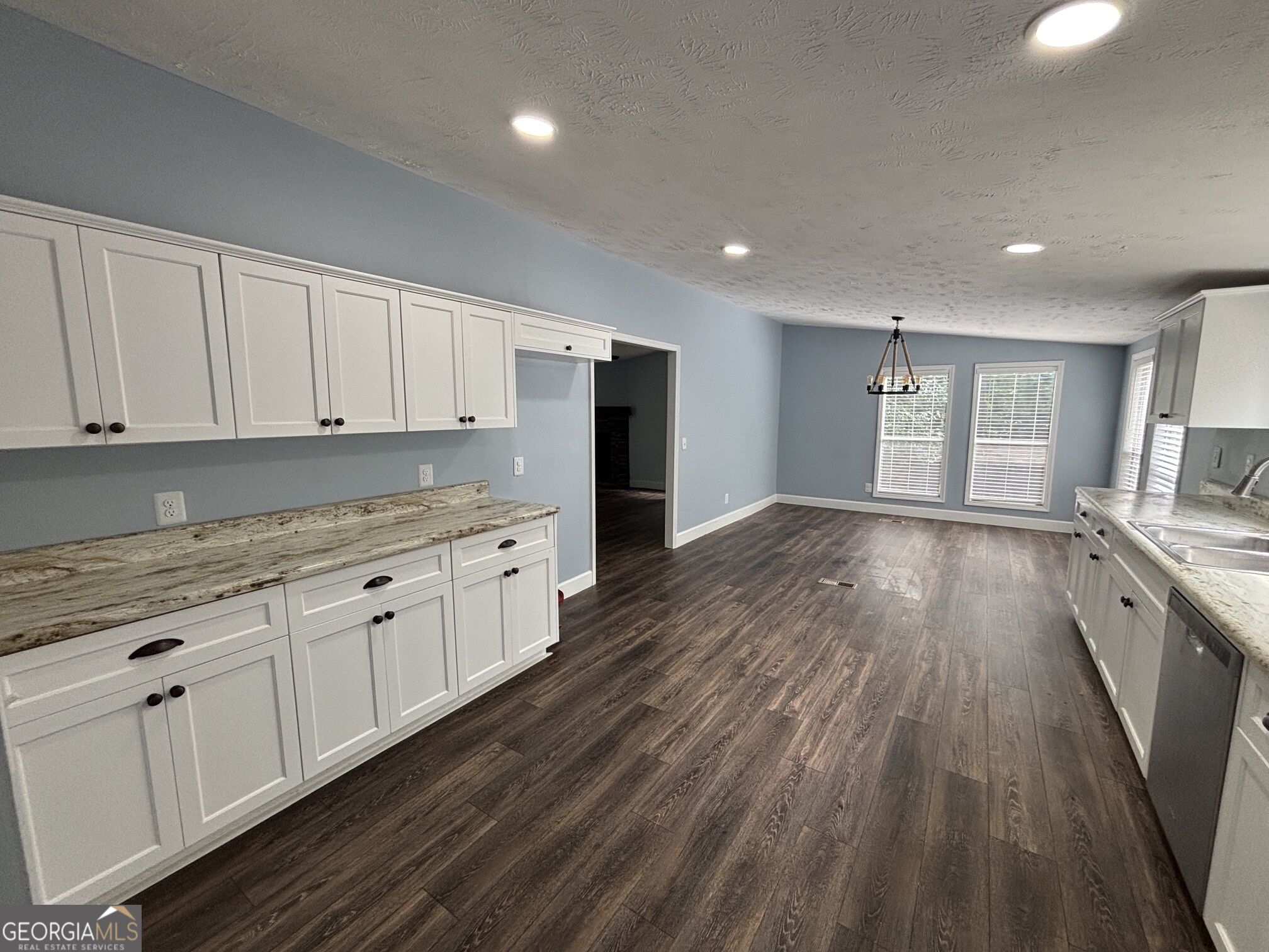 5038 Buffington Road Property Photo 6