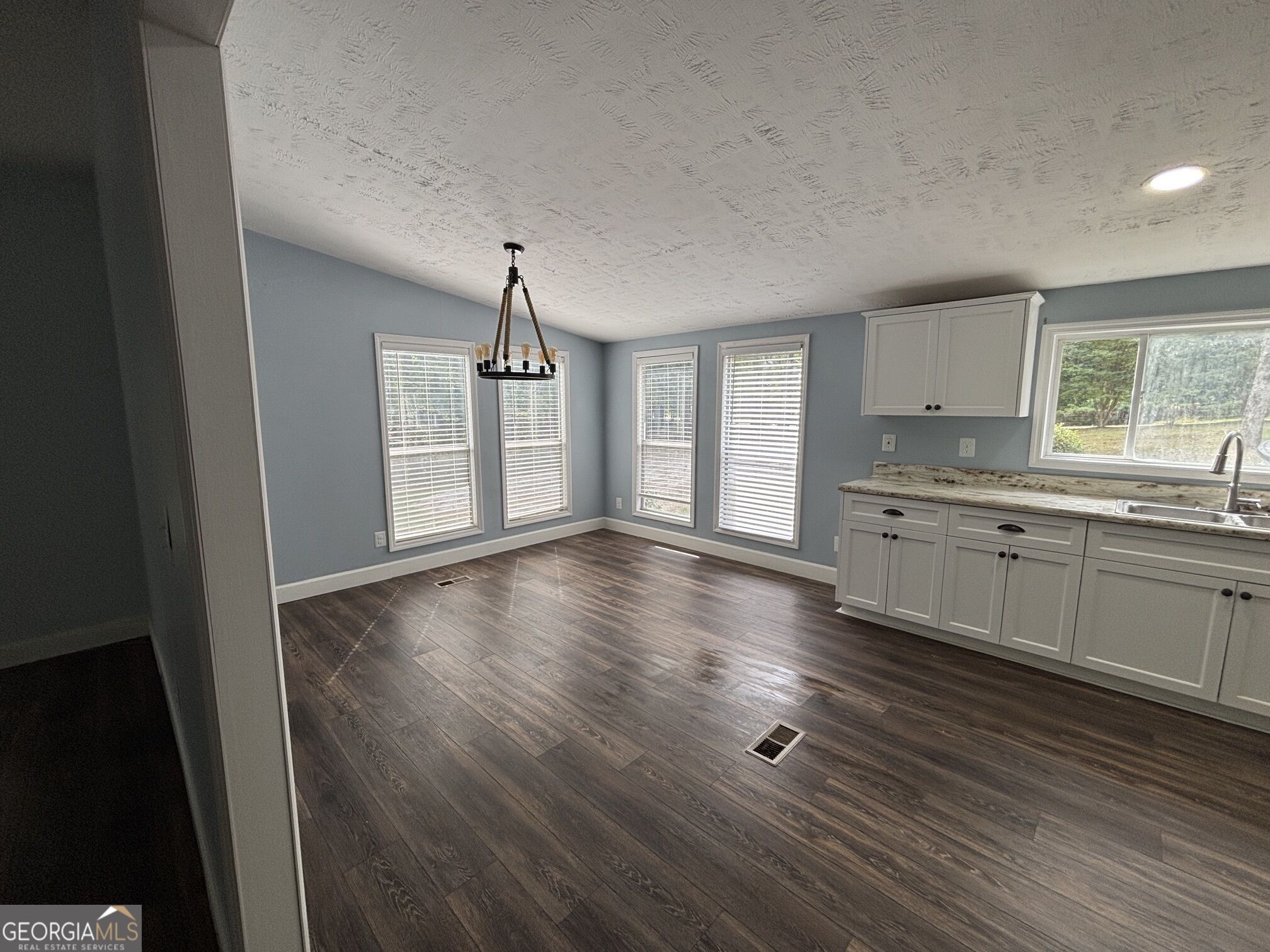 5038 Buffington Road Property Photo 8