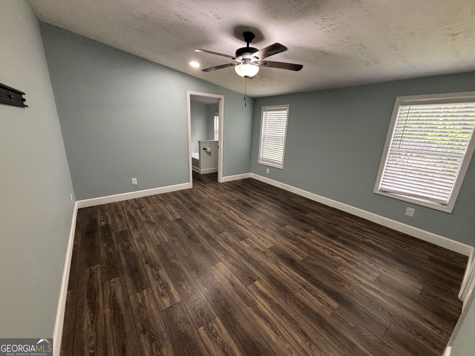 5038 Buffington Road Property Photo 9