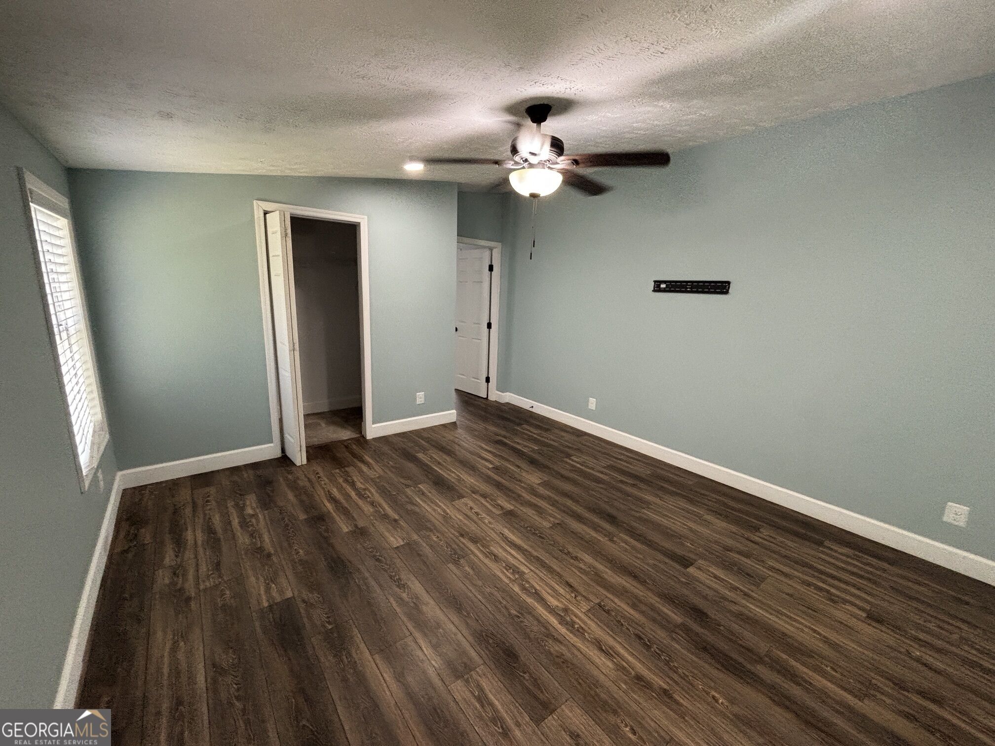 5038 Buffington Road Property Photo 10