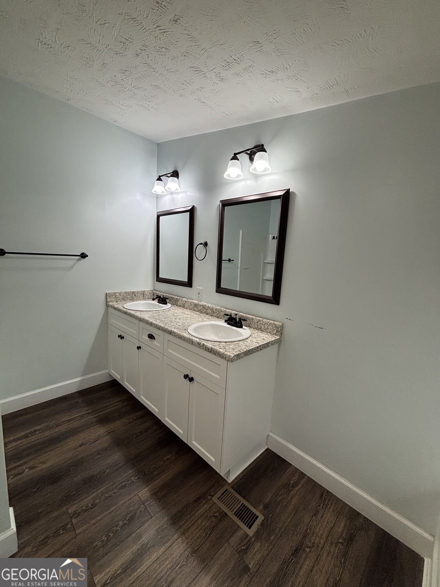 5038 Buffington Road Property Photo 12