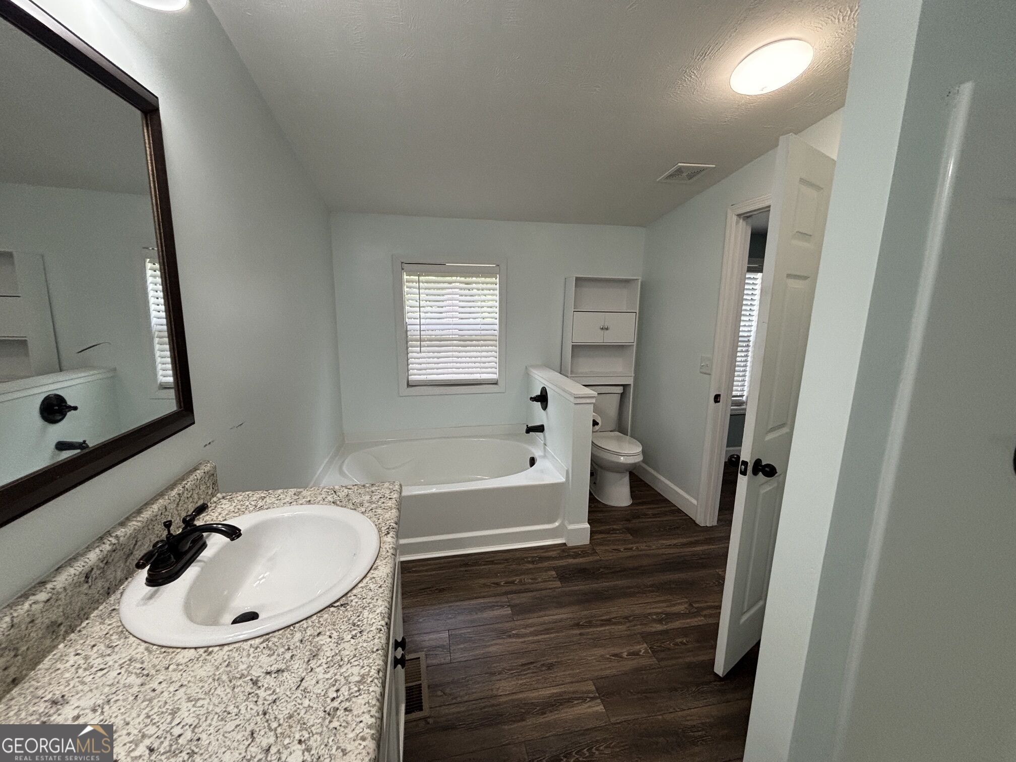 5038 Buffington Road Property Photo 13