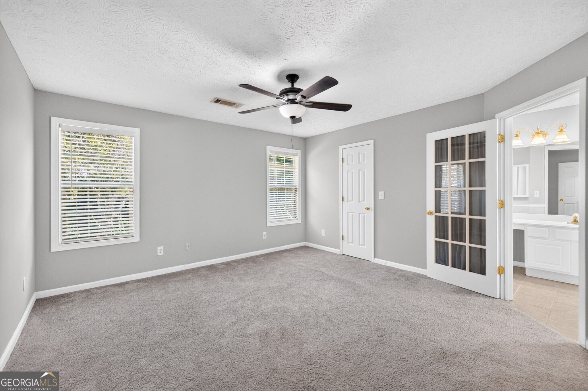 6285 Huntcliff Drive Property Photo 17