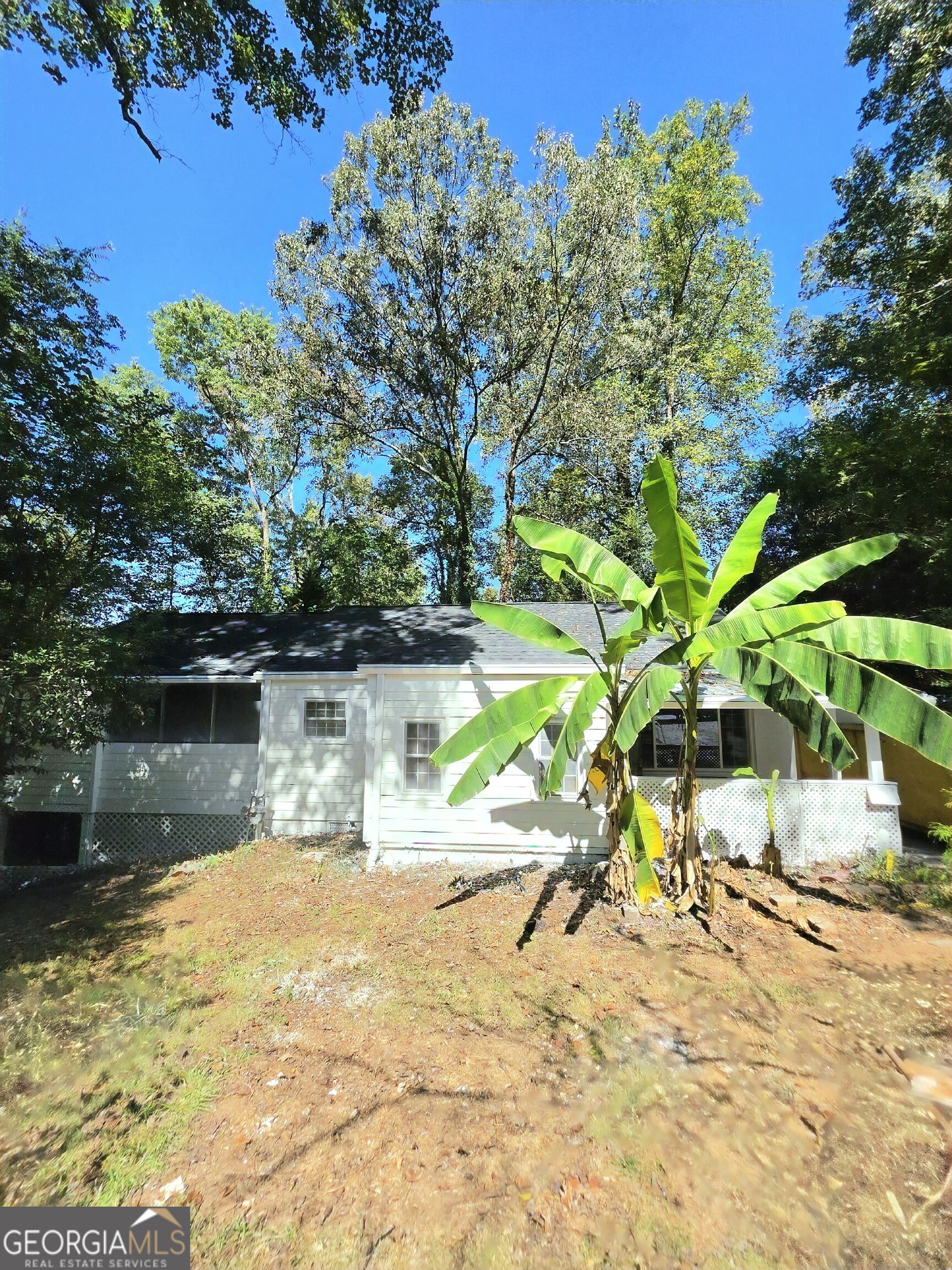 1057 Washington Road Property Photo 1