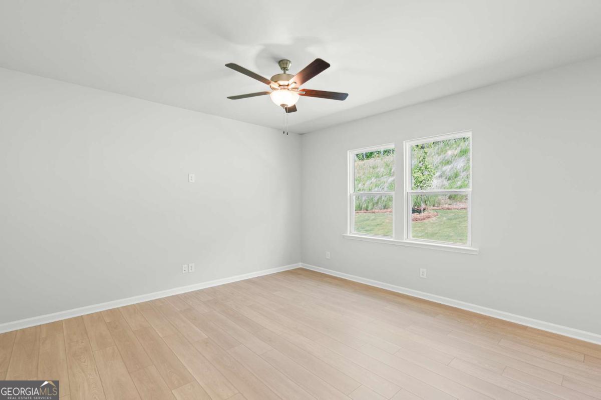 3127 Orwell Drive Property Photo 4