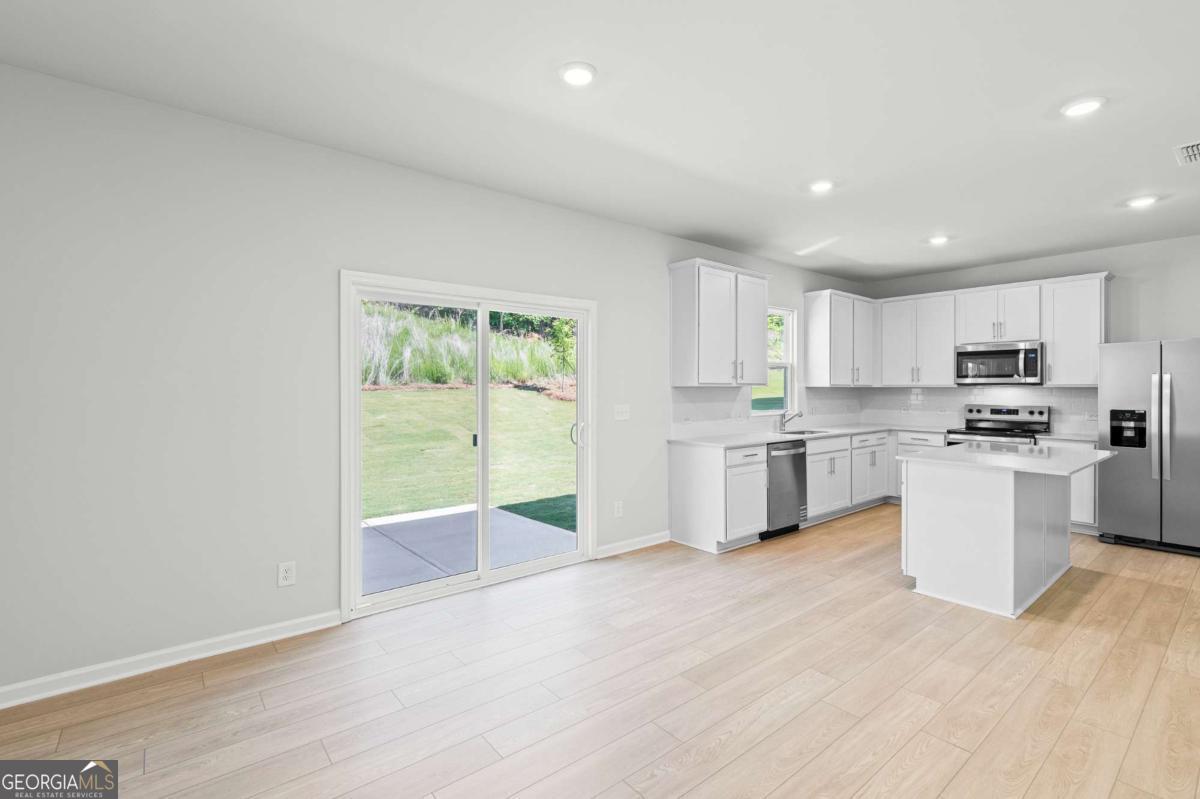 3127 Orwell Drive Property Photo 6