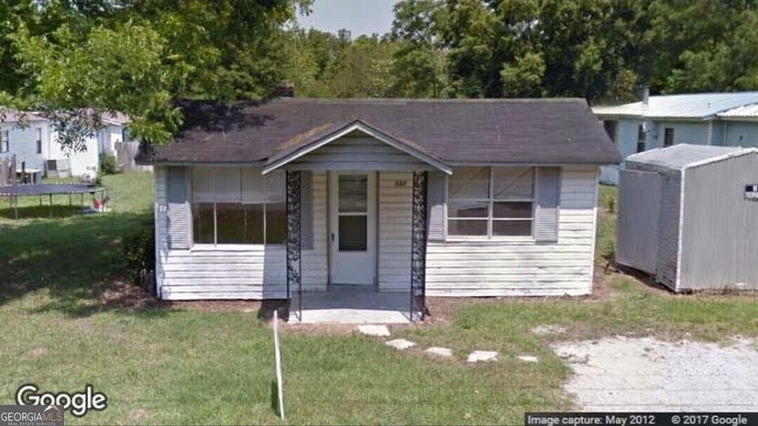 331 Oak Street Property Photo 1