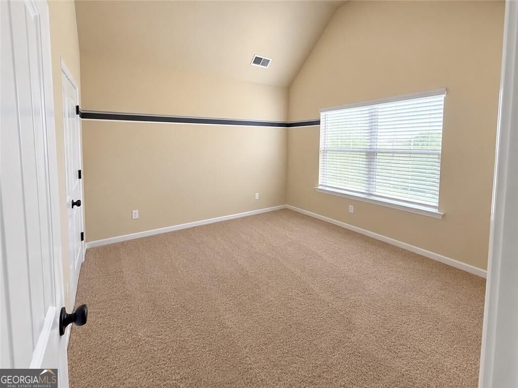682 Mallard Cove Property Photo 16