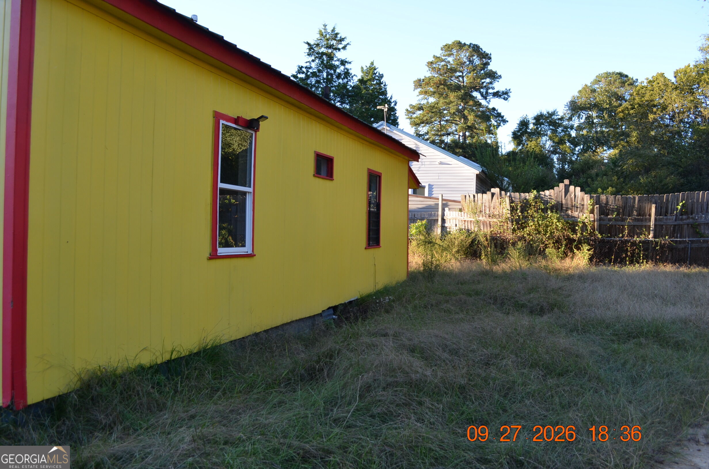 142 S Main Street Property Photo 3