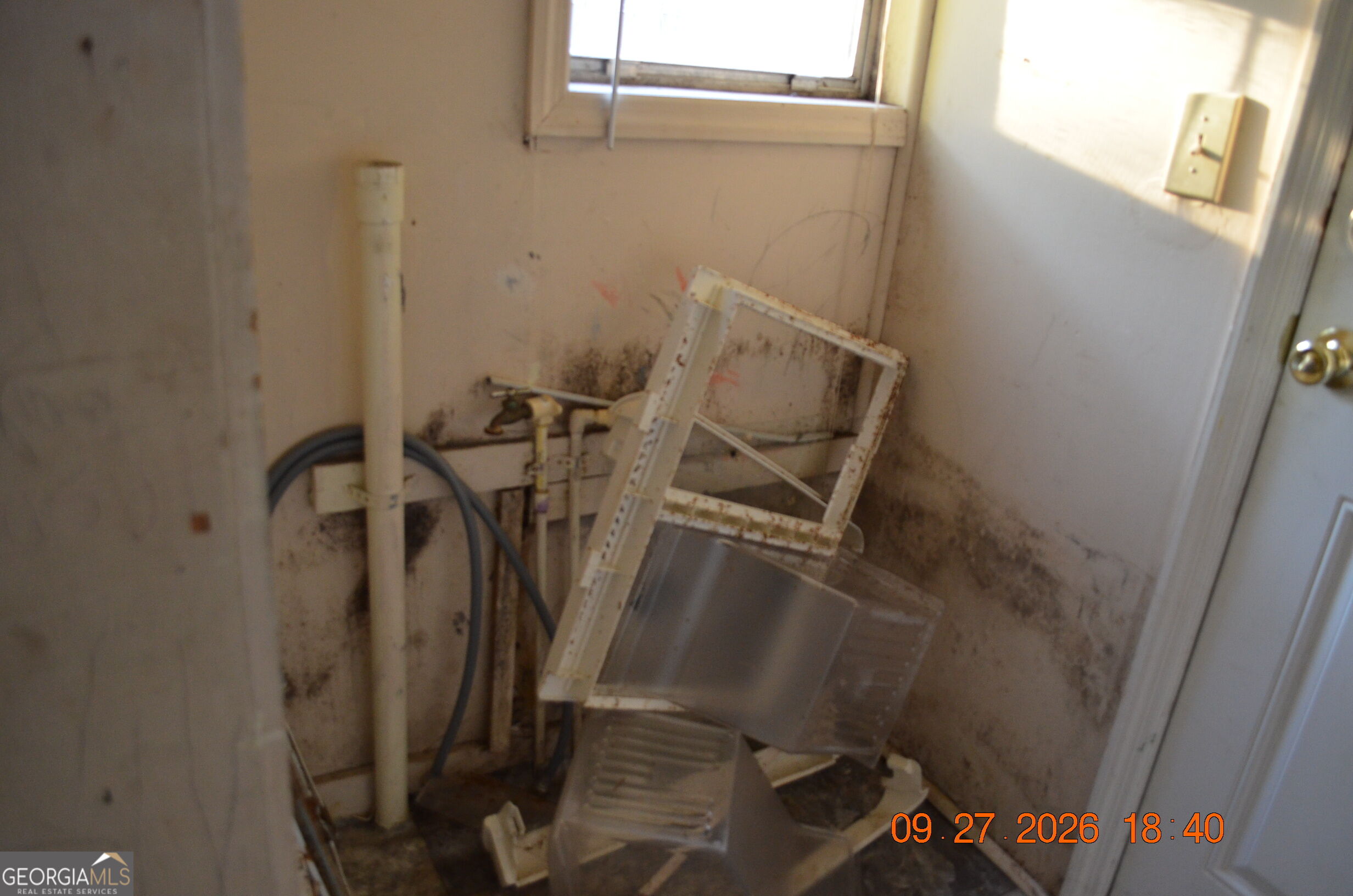 142 S Main Street Property Photo 11