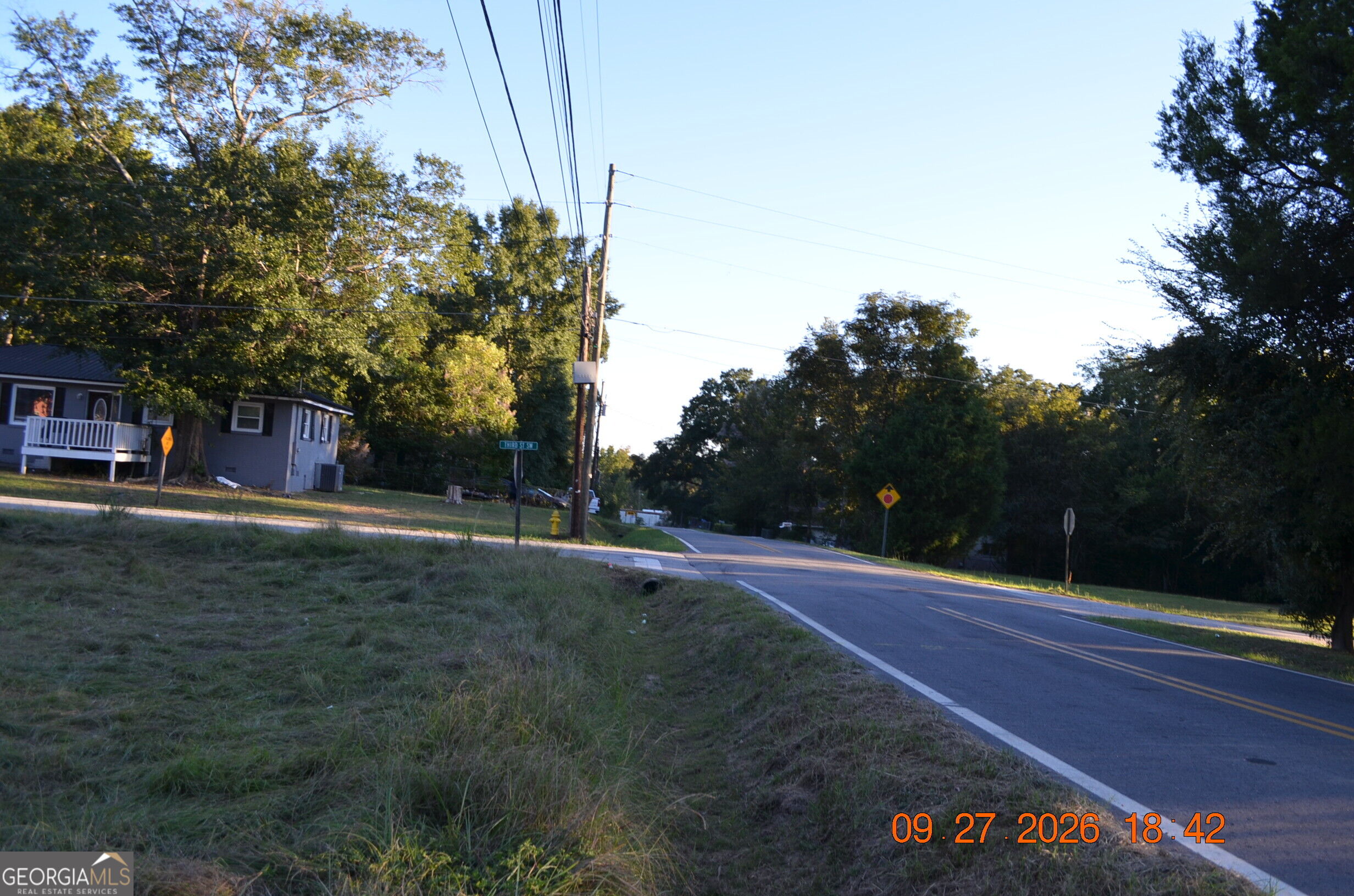 142 S Main Street Property Photo 18