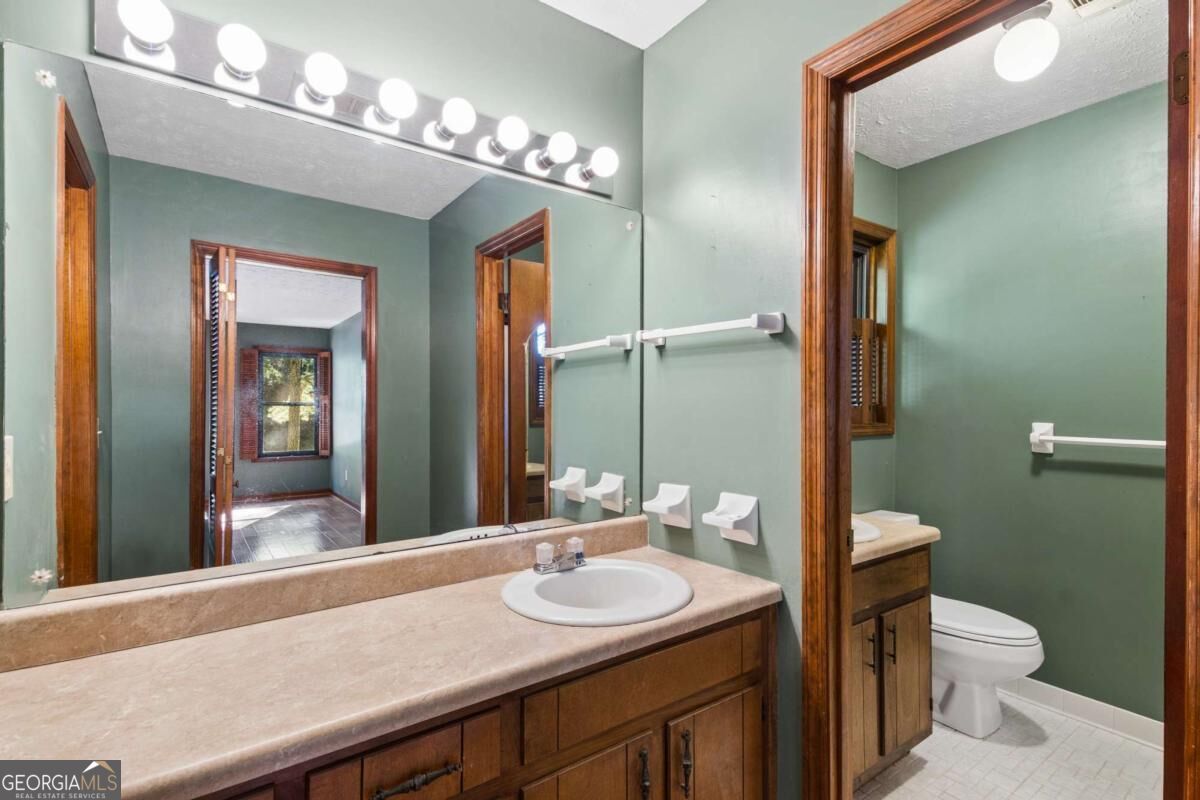 225 Tallow Box Drive Property Photo 5