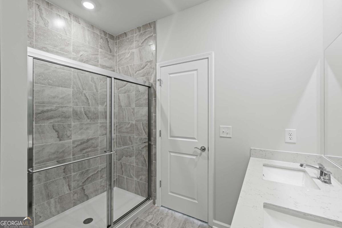 3123 Orwell Drive Property Photo 14