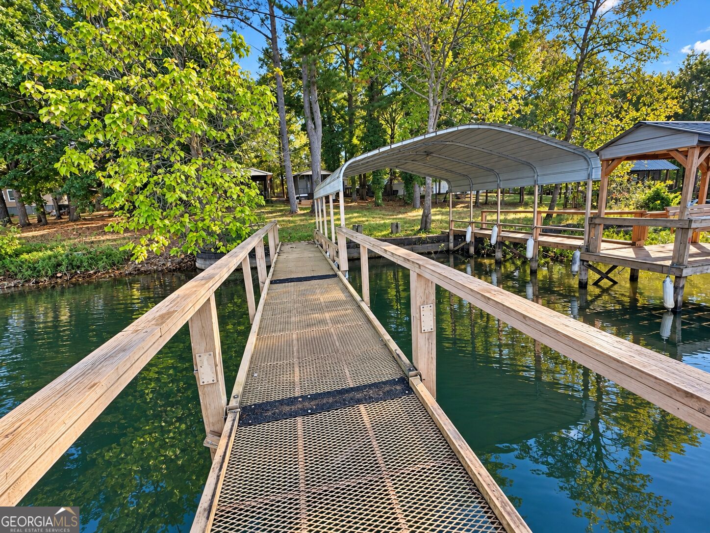 7170 Blacks Bluff Road Property Photo 17