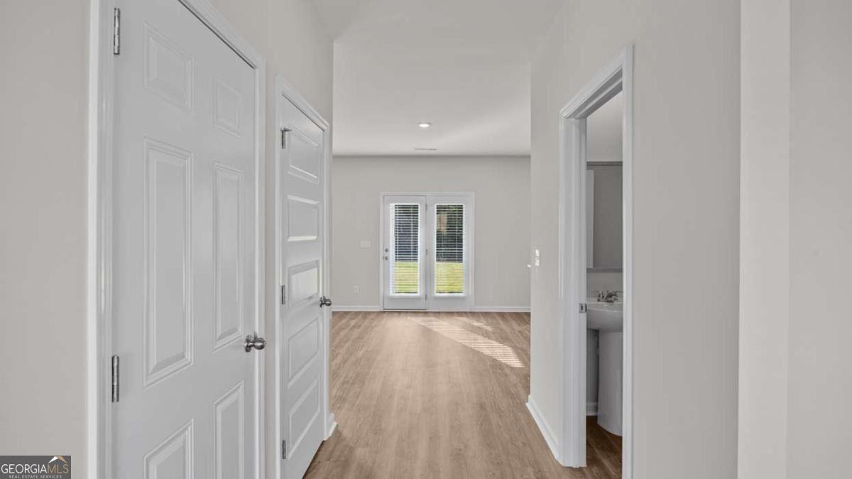 139 White Spruce Way Property Photo 2