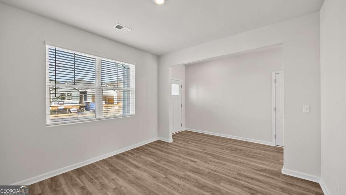 139 White Spruce Way Property Photo 5