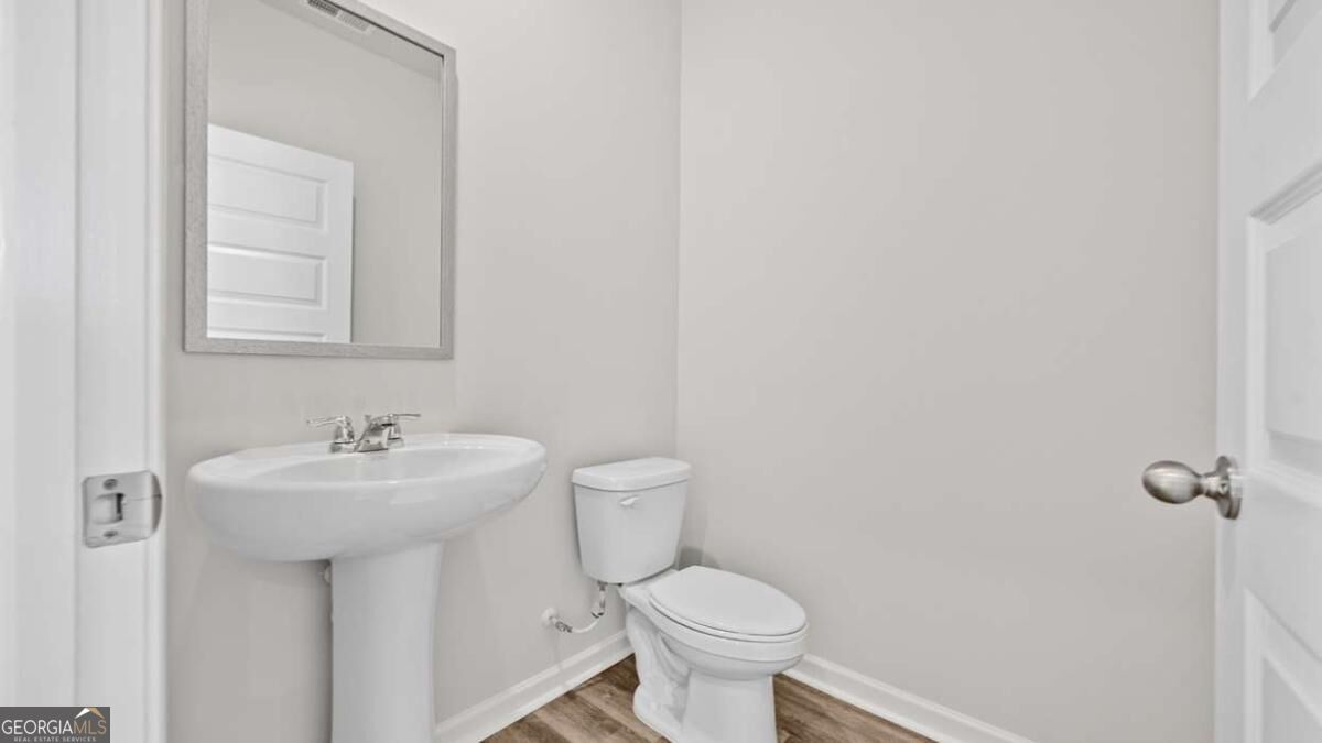 139 White Spruce Way Property Photo 6
