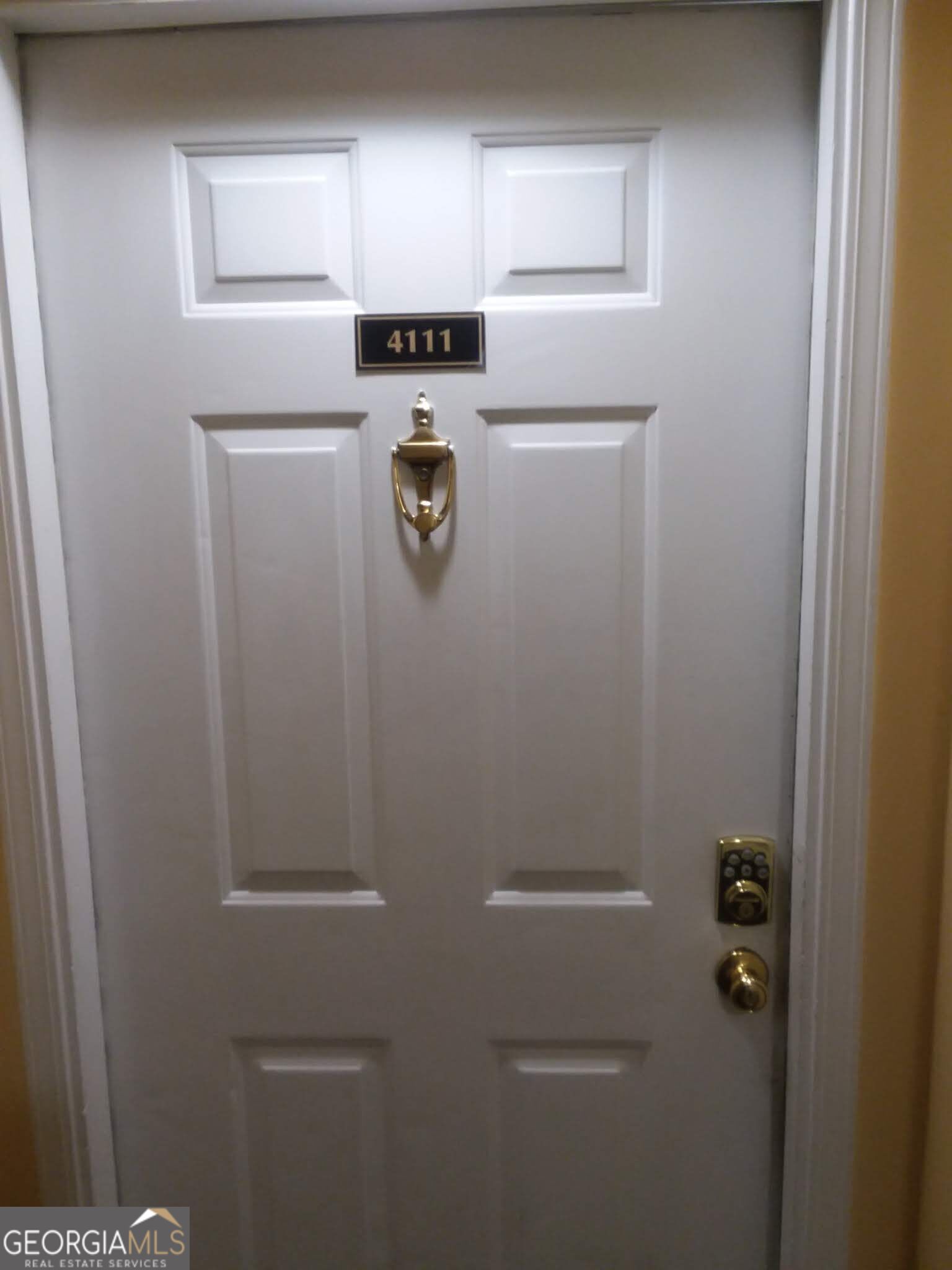 4111 Pine Heights Drive Ne Property Photo 2