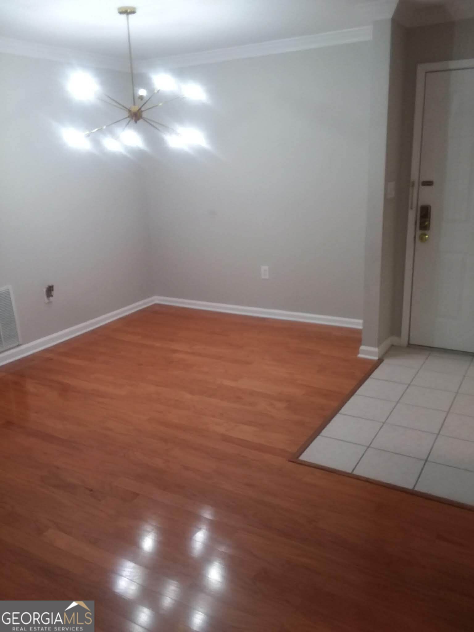 4111 Pine Heights Drive Ne Property Photo 5