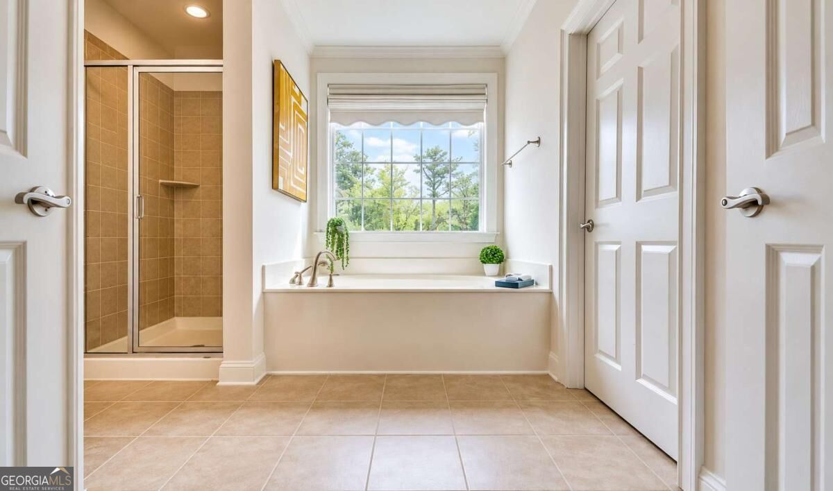 3337 Habersham Road Nw Property Photo 10