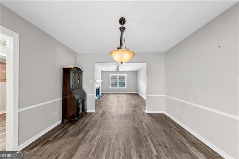 105 Adrian Place Nw Property Photo 10